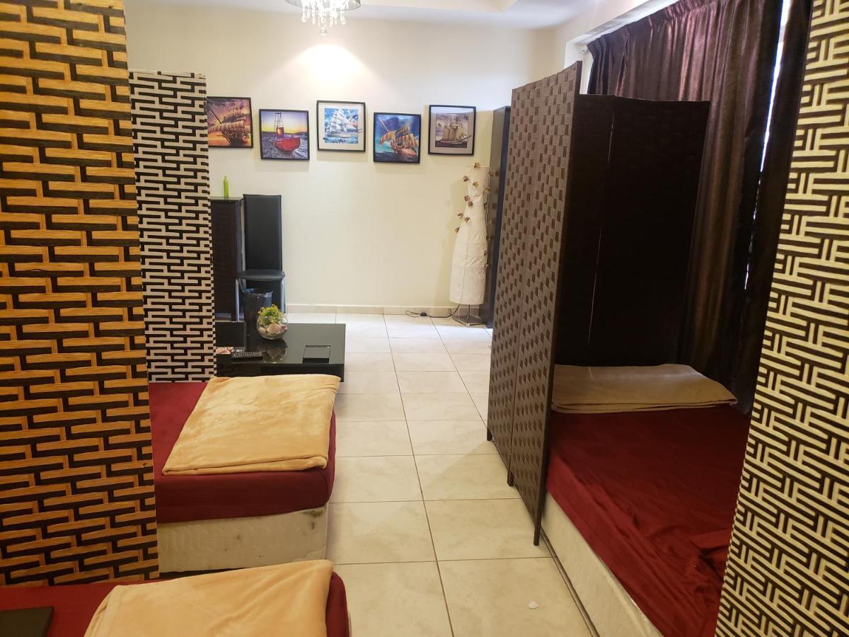 Auberge de jeunesse Backpackers Zone à Dubaï Extérieur photo